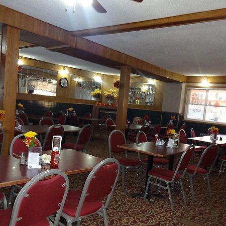 King'S Hotel & Motel By Elevate Rooms Shaunavon Экстерьер фото