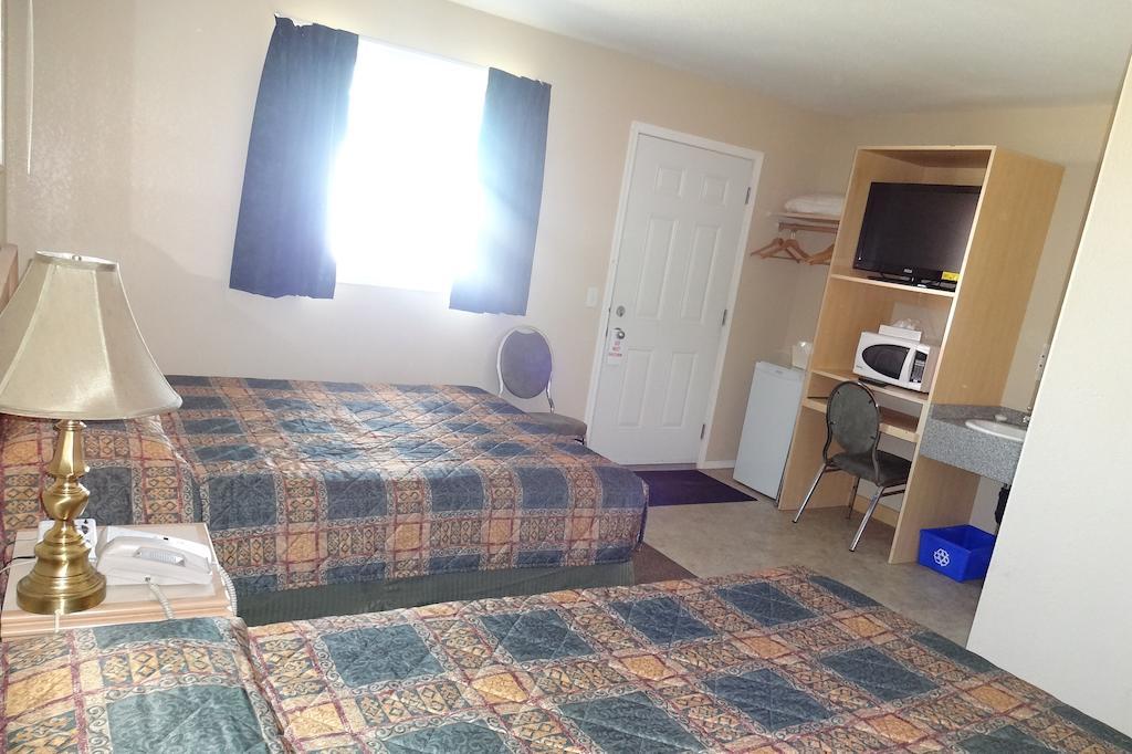 King'S Hotel & Motel By Elevate Rooms Shaunavon Номер фото